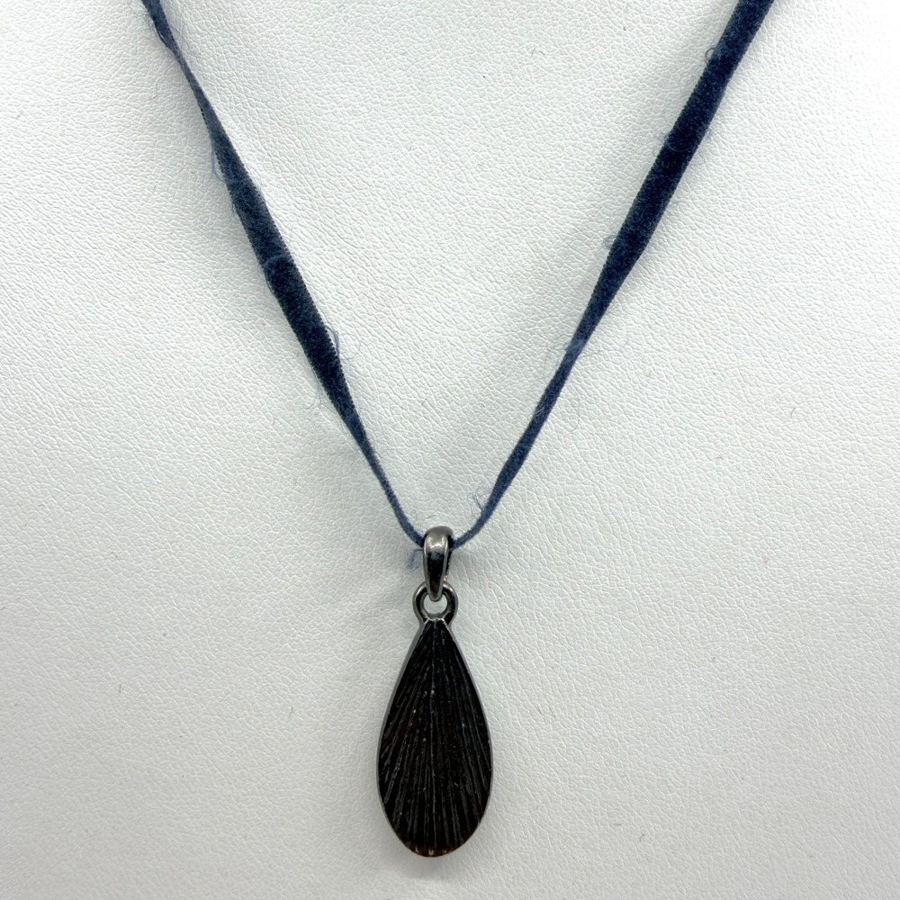 Minimalist Teardrop Pendant Necklace Black Velvet Choker Gothic Boho Layered